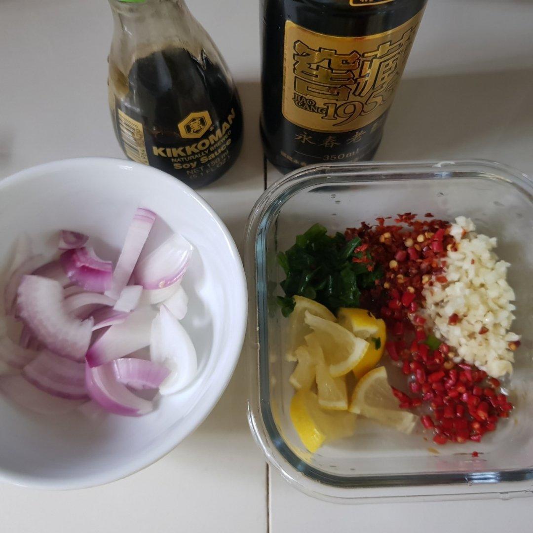 柠香椒麻手撕鸡 酸辣开胃