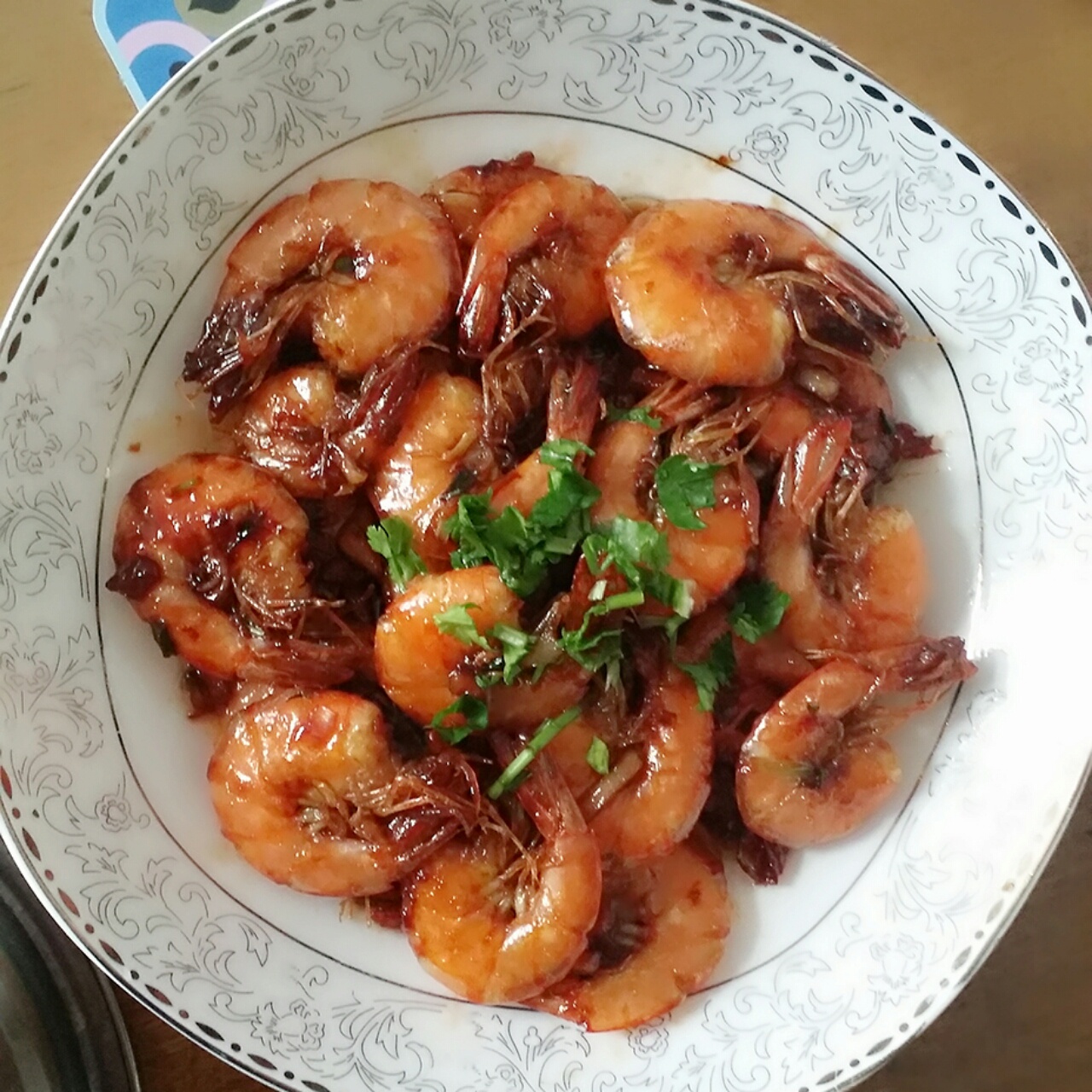 理想的荒凉做的油爆基围虾