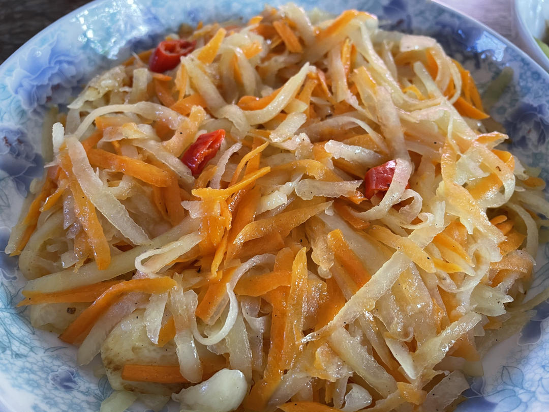 neeco_mai做的素炒红萝卜丝