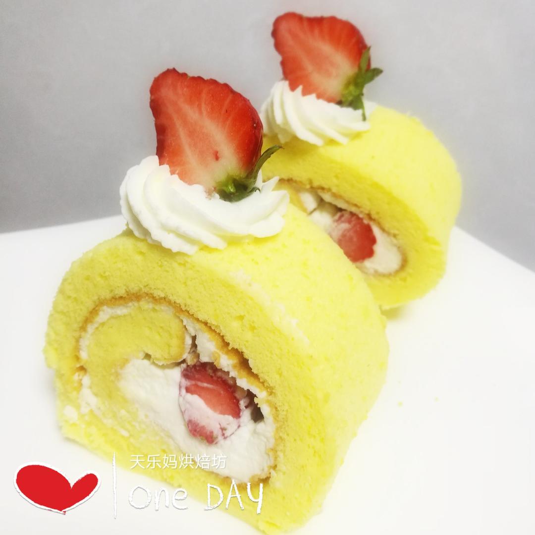 草莓奶油蛋糕卷-如此小清新