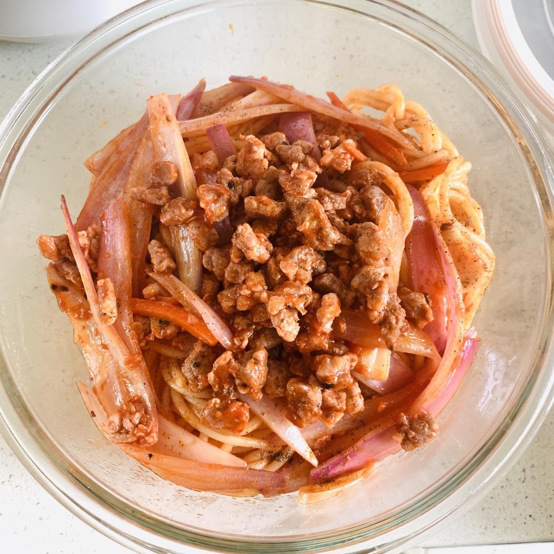 番茄肉酱意大利面