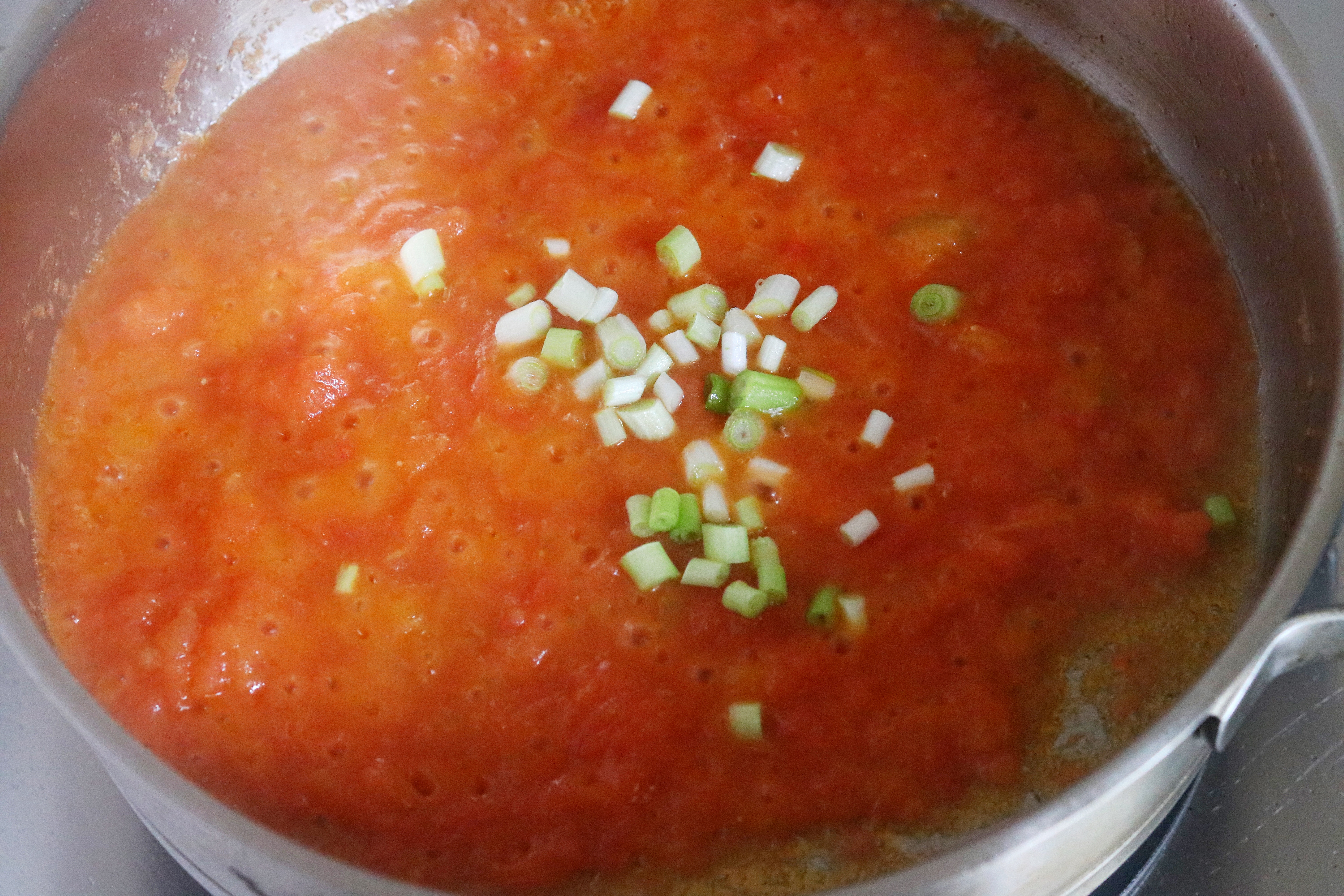 西红柿鸡蛋汤￨万里挑一的做法 步骤5