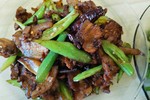尖椒炒肉—不亚于辛香汇的回锅肉