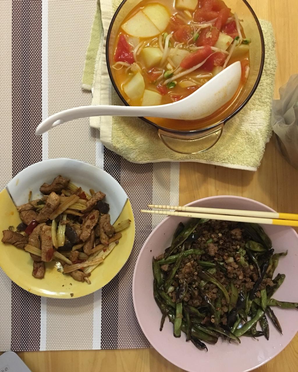 #排毒汤#西红柿豆芽汤
