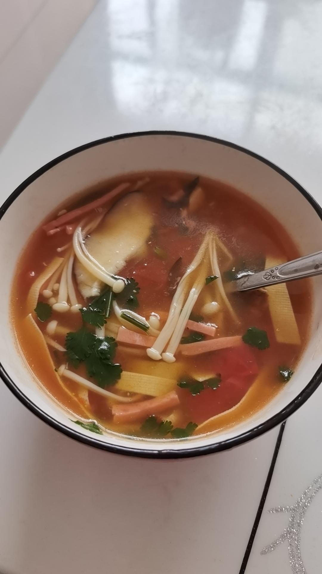 10分钟就能搞定的低脂酸辣汤❗好喝又开胃