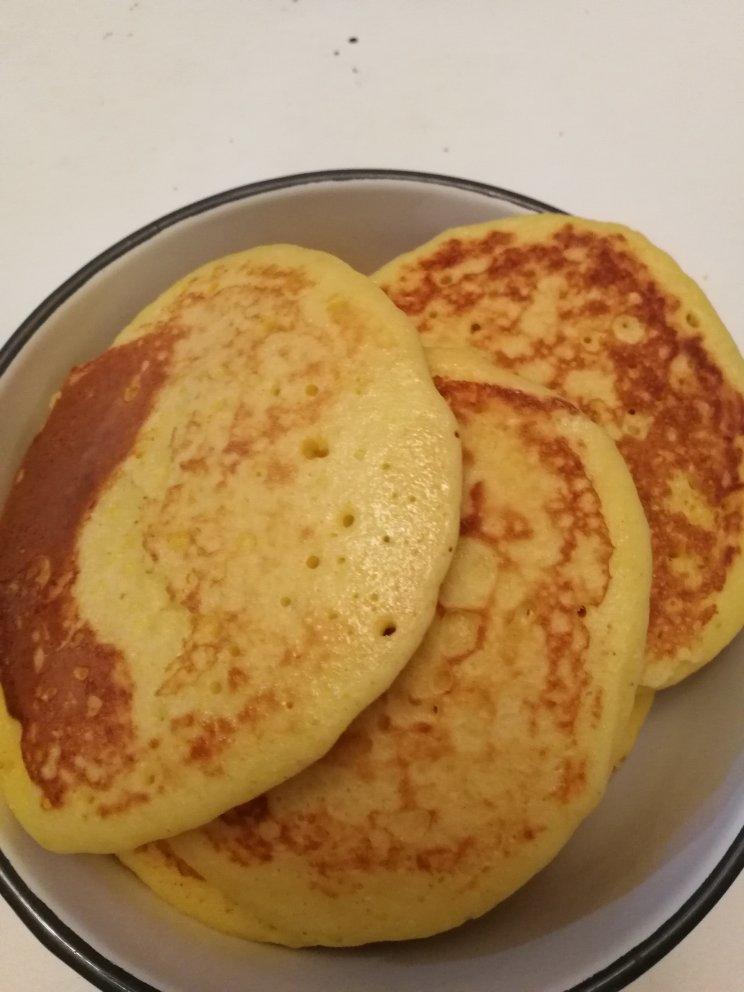 玉米面小饼子