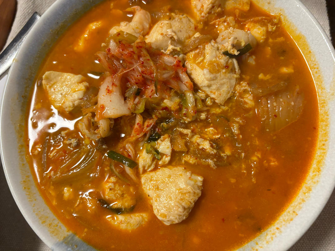 韩国大妈亲授— 韩式泡菜豆腐汤