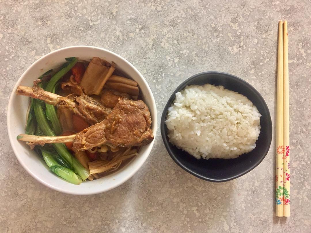 暖身广式羊肉煲