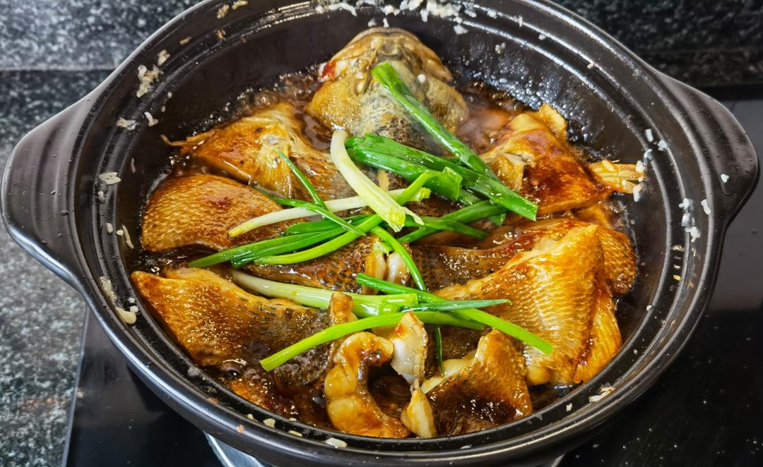 葱香焗鲈鱼