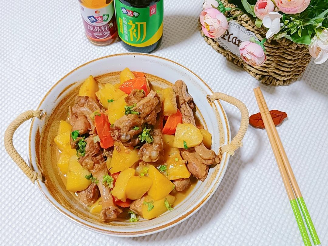 土豆炖鸭腿