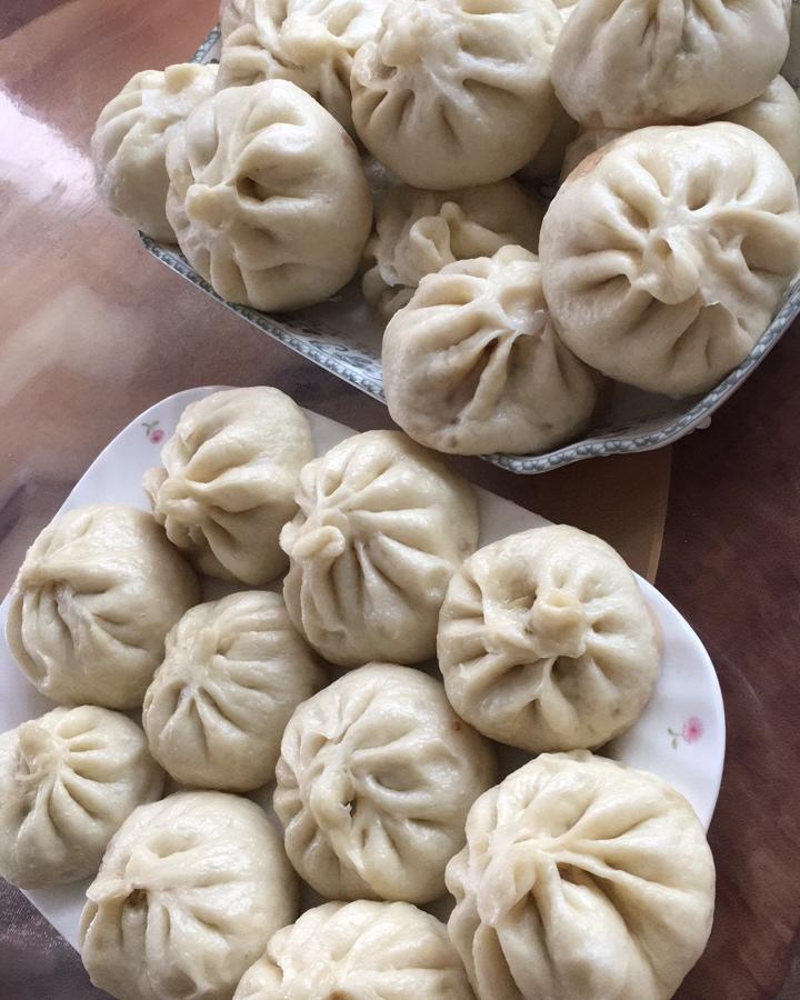 酱肉包子