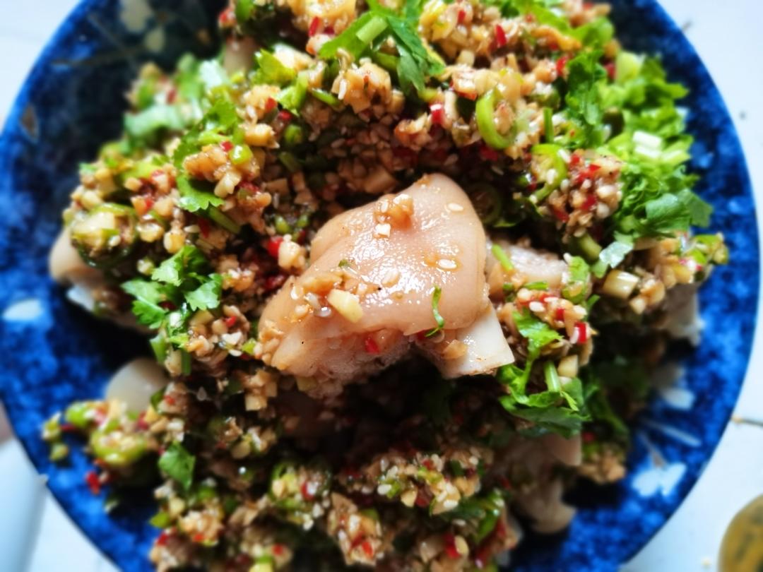 双椒拌猪蹄的做法