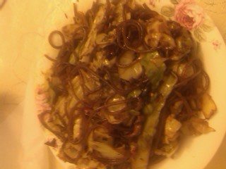 包菜粉丝炒鸡蛋