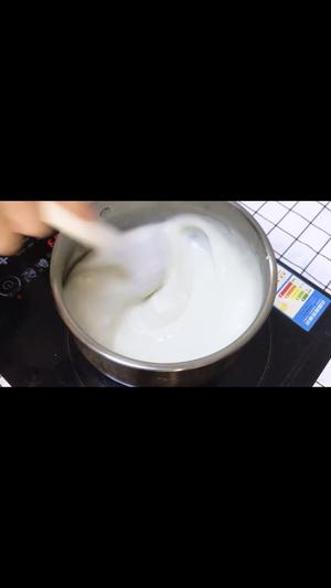 超香外酥里嫩的炸牛奶的做法 步骤5