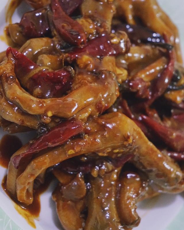 麻辣鸭掌