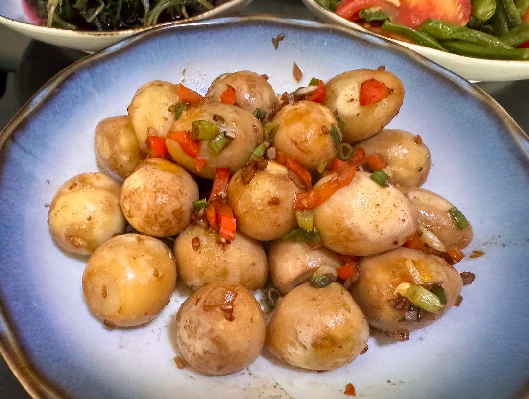 酱烧鹌鹑蛋｜一口一个停不下来