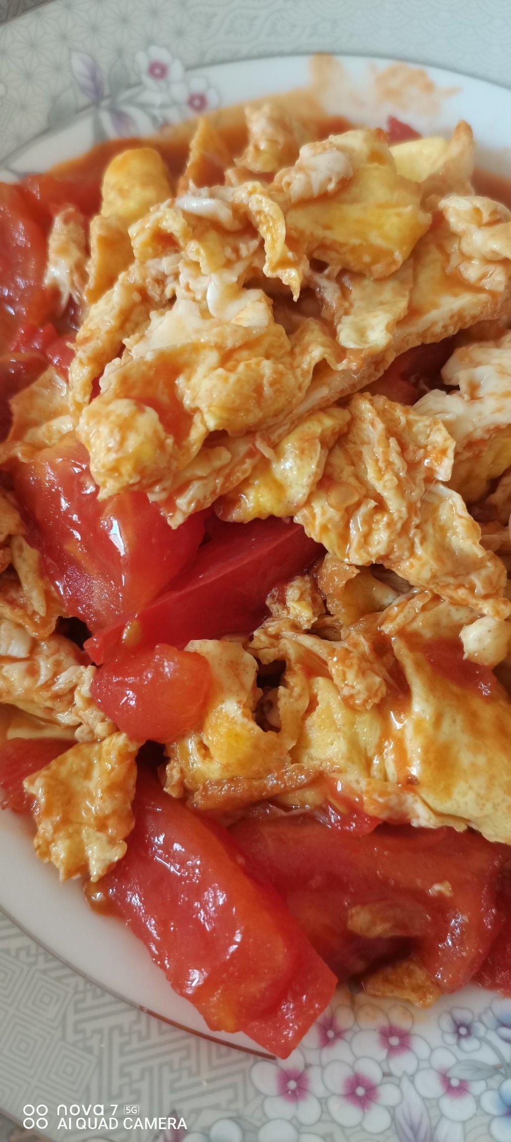 番茄炒鸡蛋（超浓的番茄味）