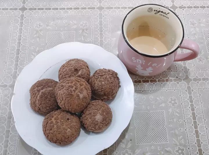 巧克力酥皮泡芙Chocolate Puff