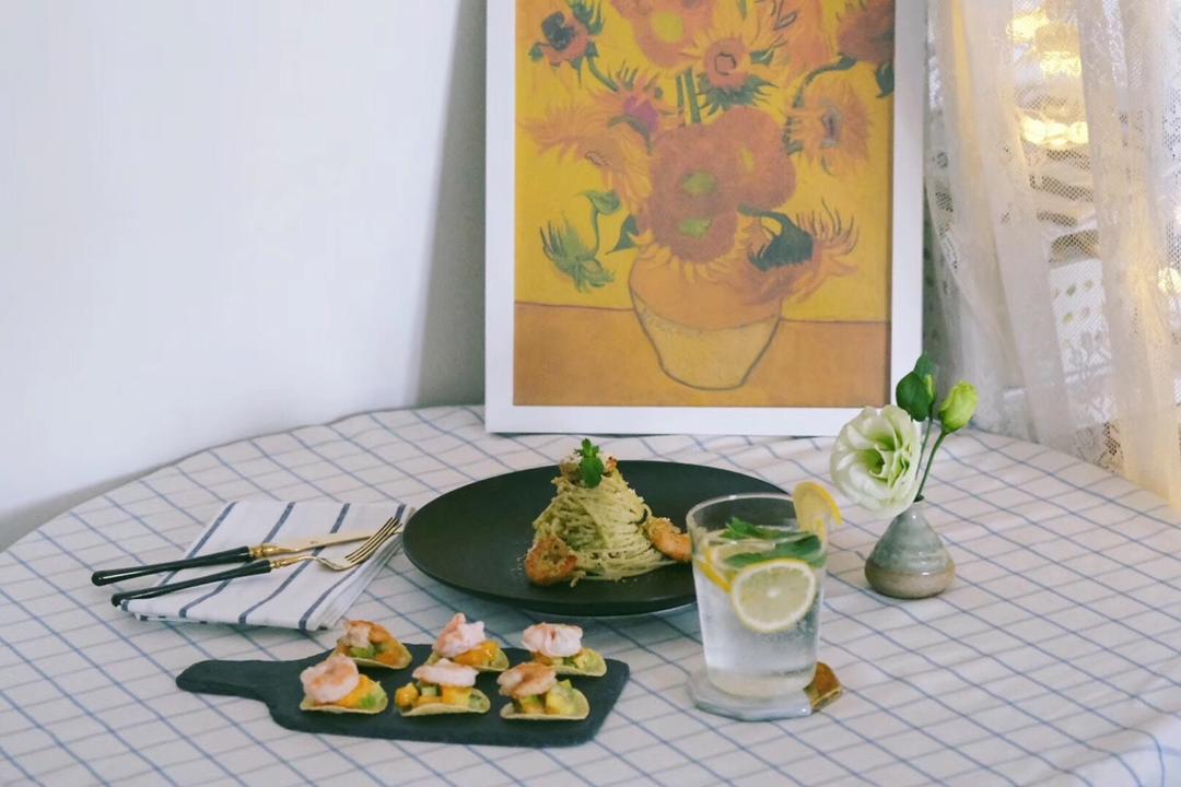 【一颗牛油果的新吃法】夏日清新牛油果意面 | 热情缤纷的牛油果薯片沙拉