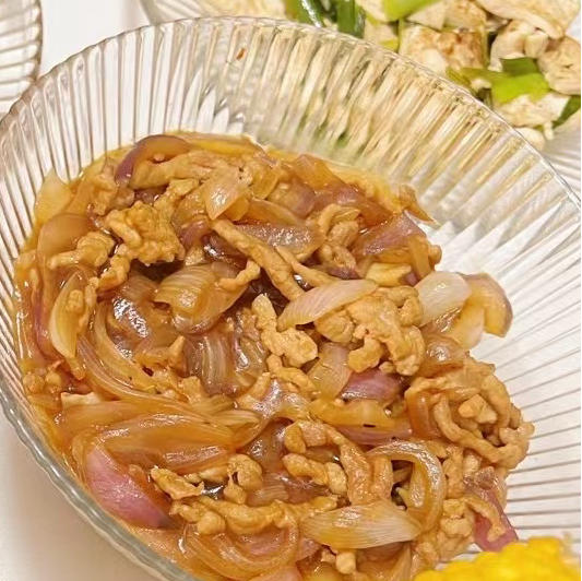 洋葱青椒炒肉丝