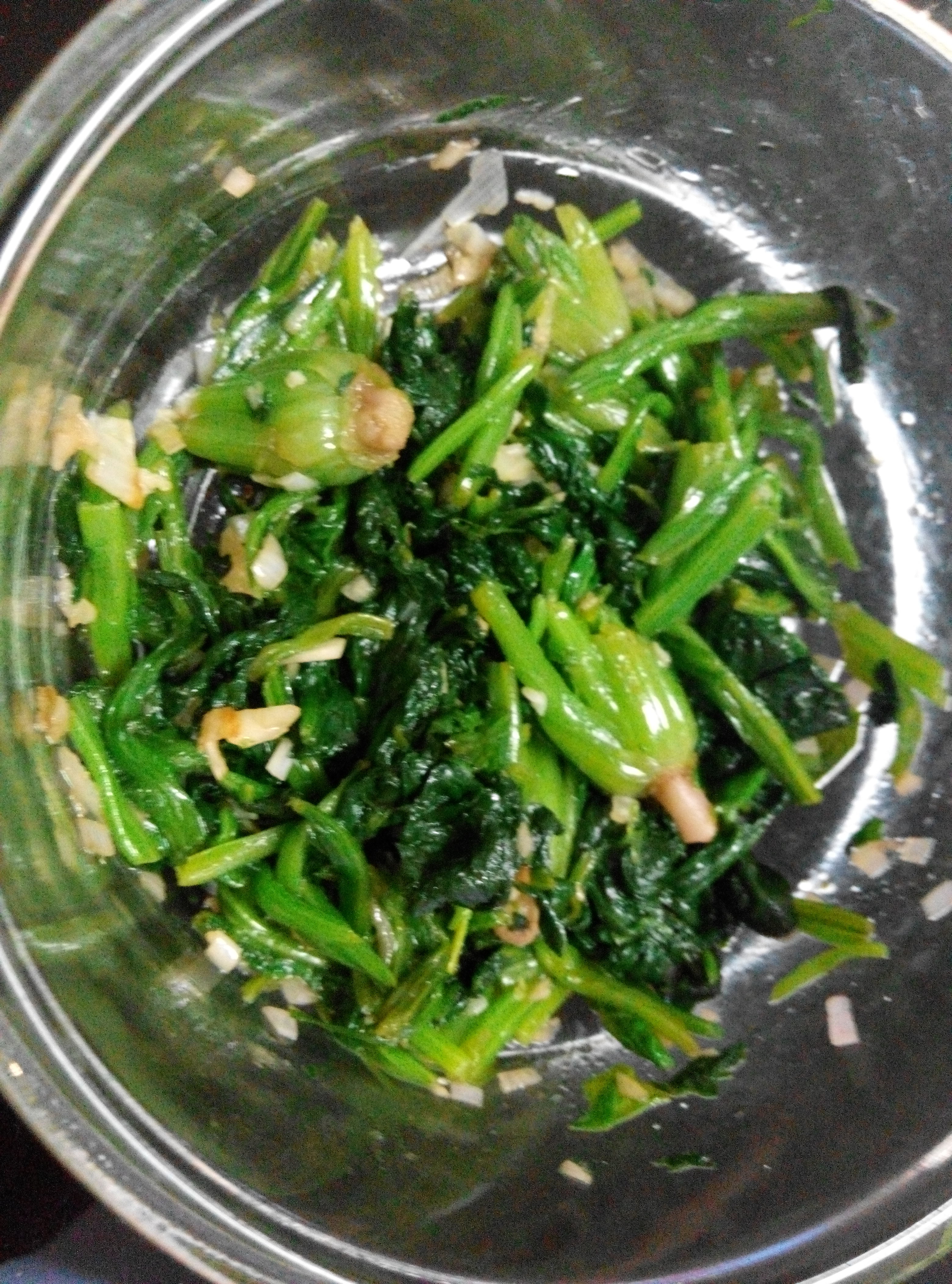 凉拌菠菜