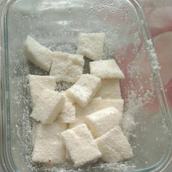 椰丝牛奶小方糕