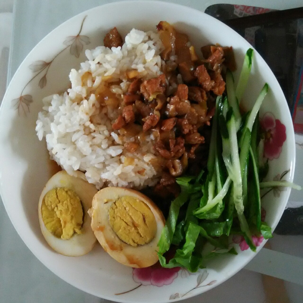 洋葱酥卤肉饭