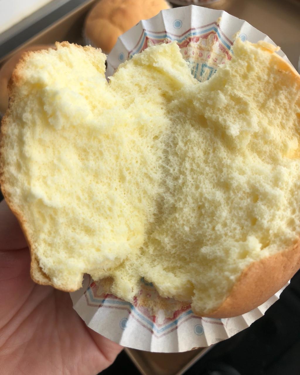 戚风杯子蛋糕^_^不开裂不回缩喔～