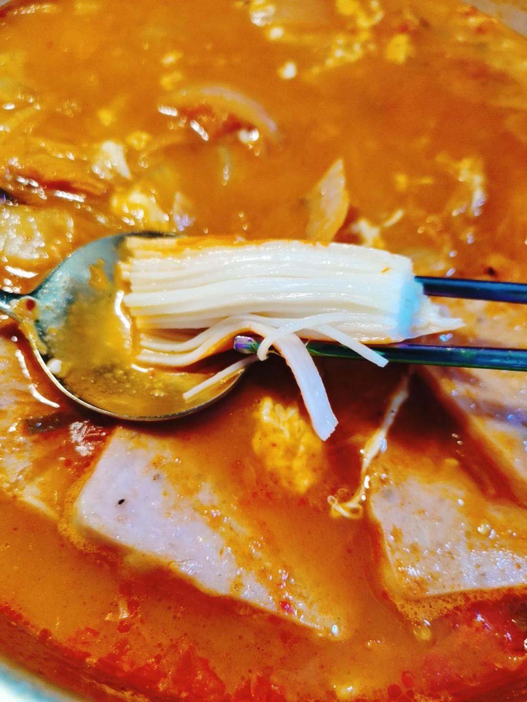 0油脂的韩国泡菜汤