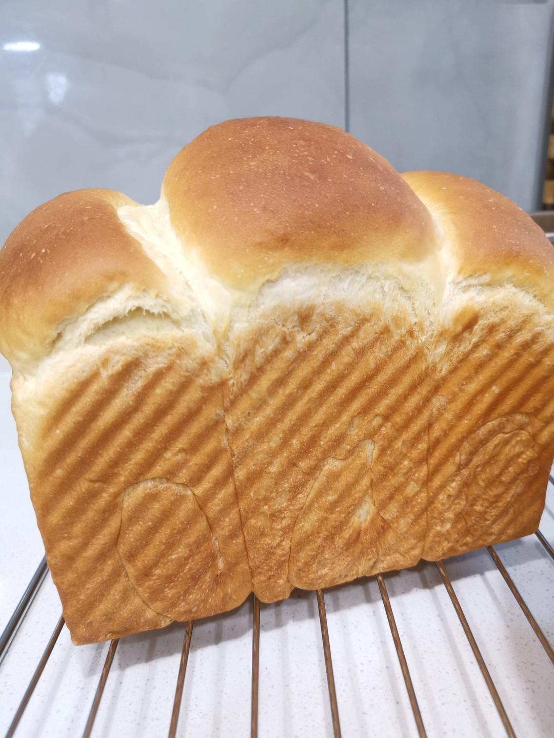 Poolish种（波兰种）吐司——不推荐不行的吐司配方