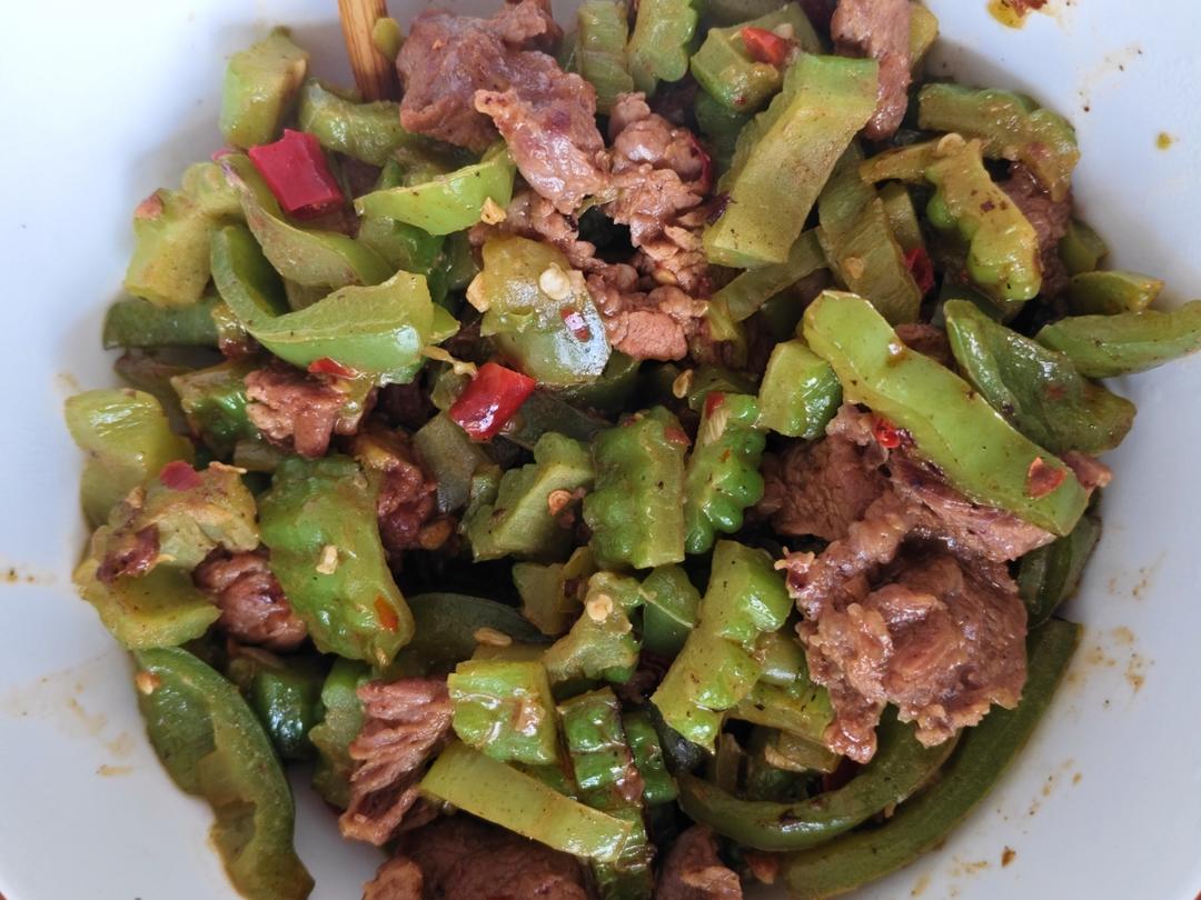 苦瓜炒牛肉
