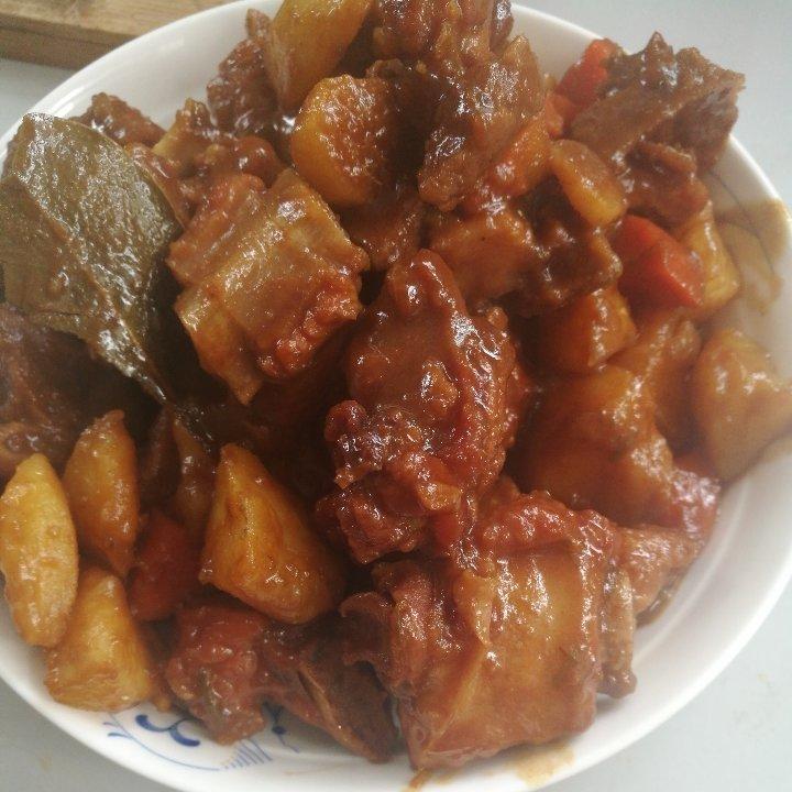 红烧排骨土豆