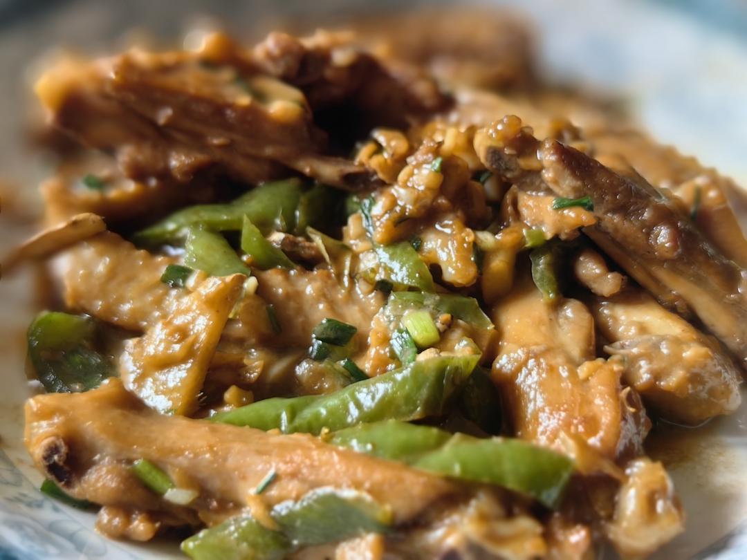 蒜香鸡翅，这才是鸡翅最好吃的做法