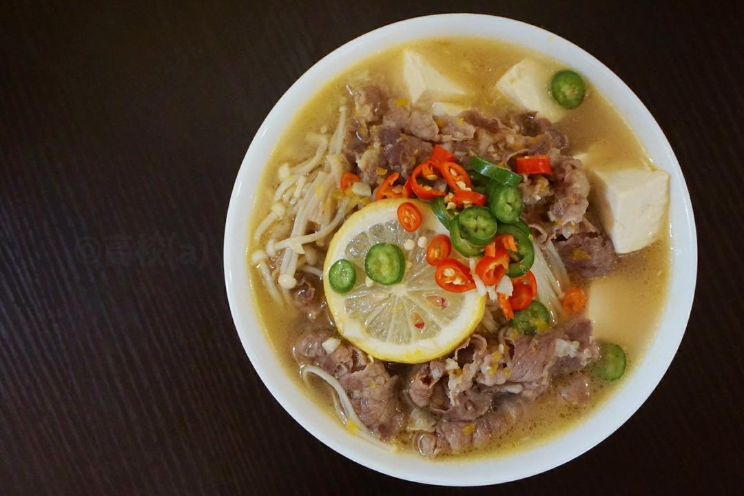 酸汤肥牛
