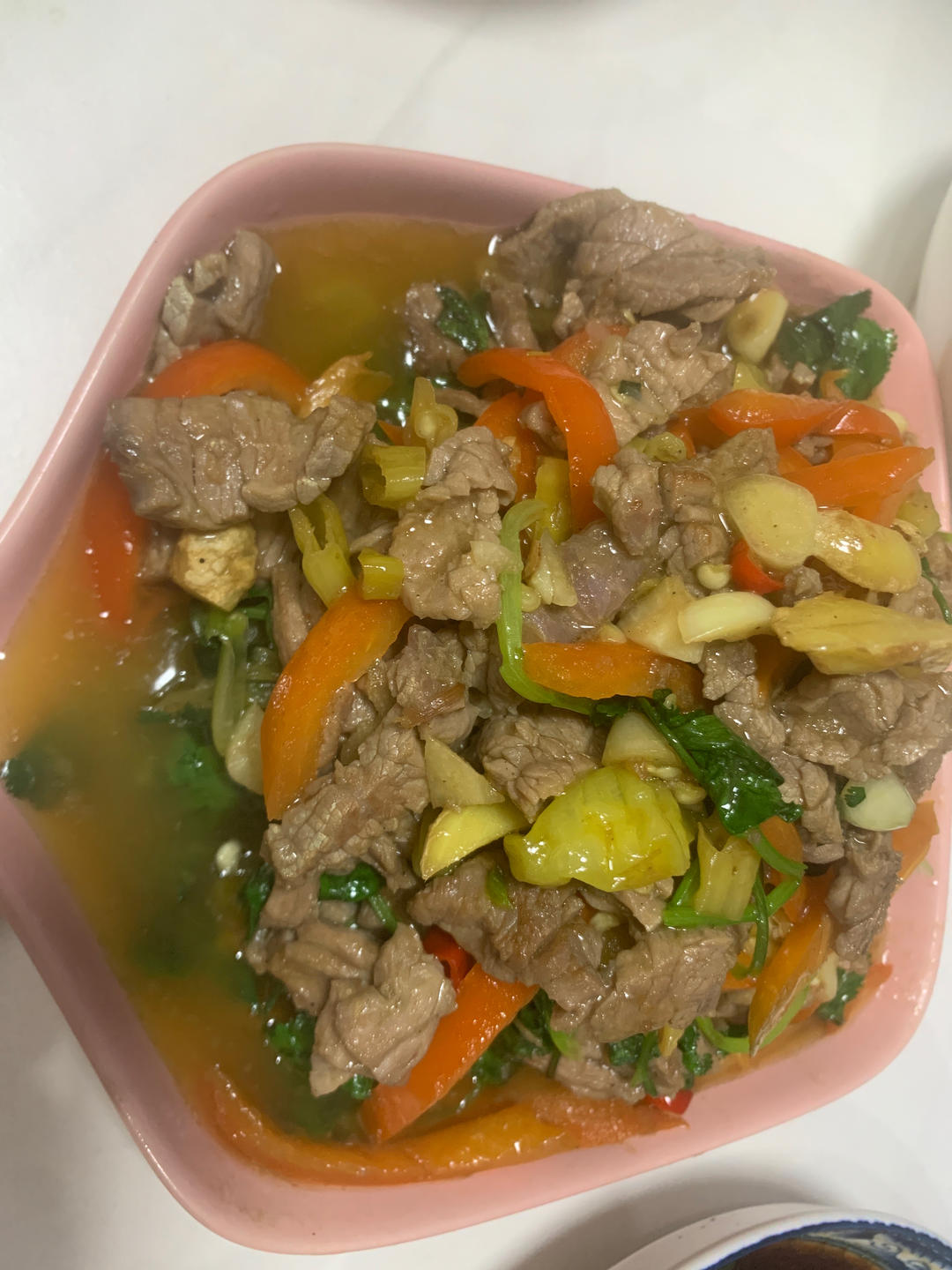 小炒黄牛肉，肉嫩味香！太好吃了简直是米饭杀手！