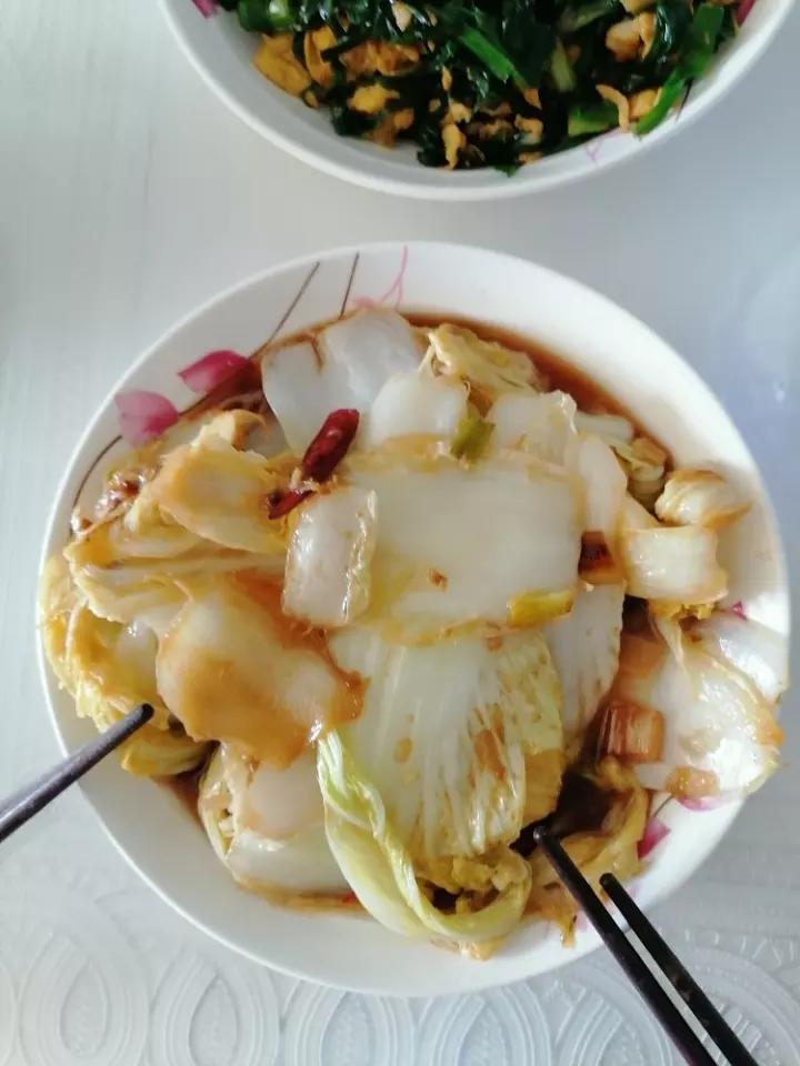 厨师长教你：“酸辣大白菜”的家常做法，酸辣又开胃，收藏了