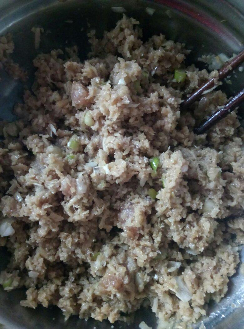 堂妈教你做鲜藕猪肉水饺