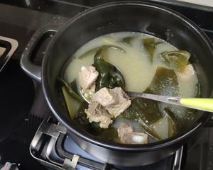 绿豆薏米海带排骨汤的做法 步骤4