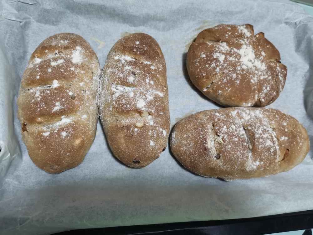 独具风味核桃面包