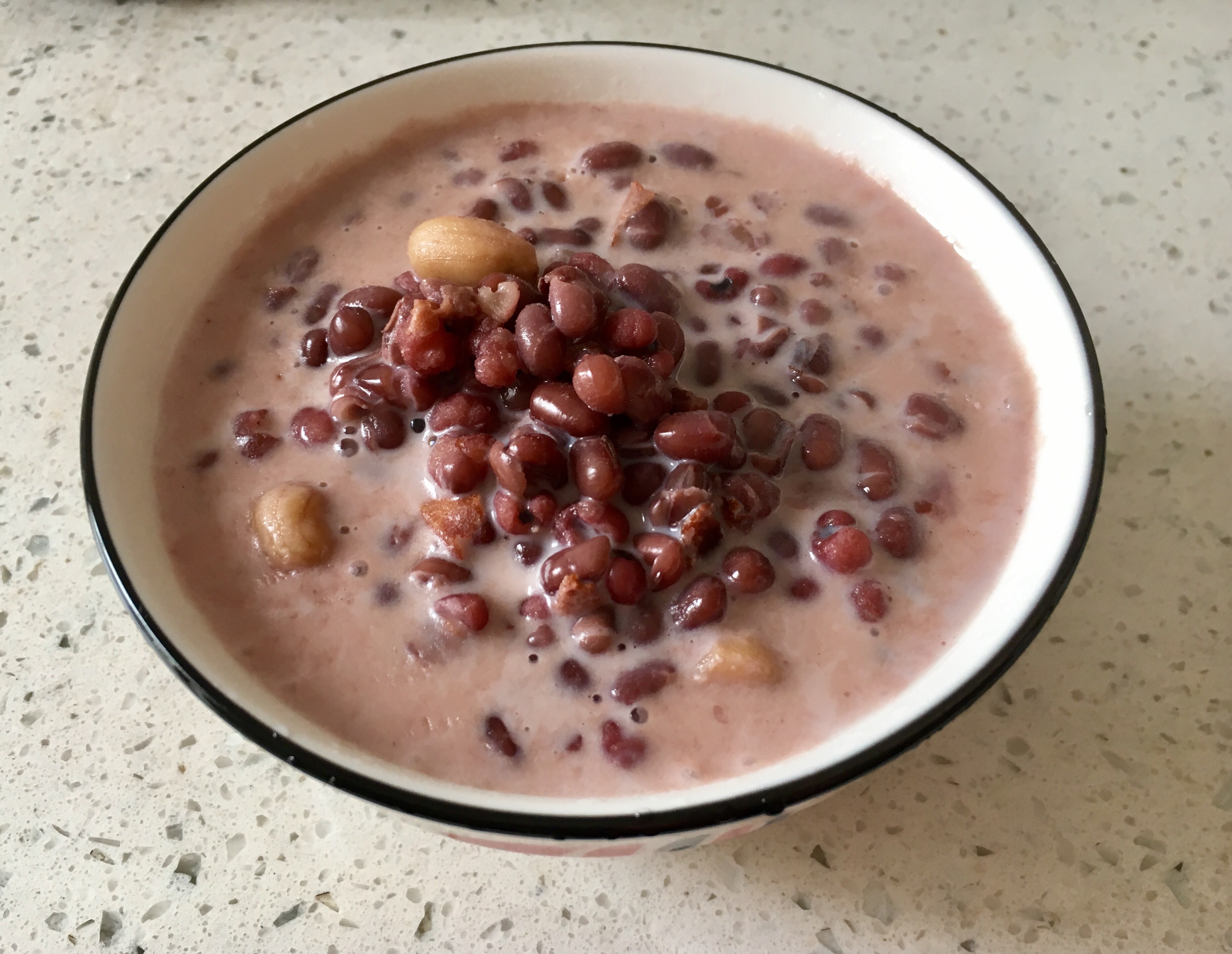 暖胃暖心红豆薏米牛奶的做法