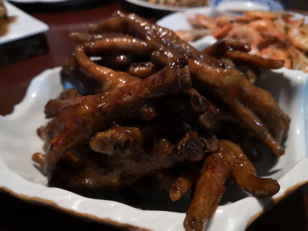 卤鸡脚
