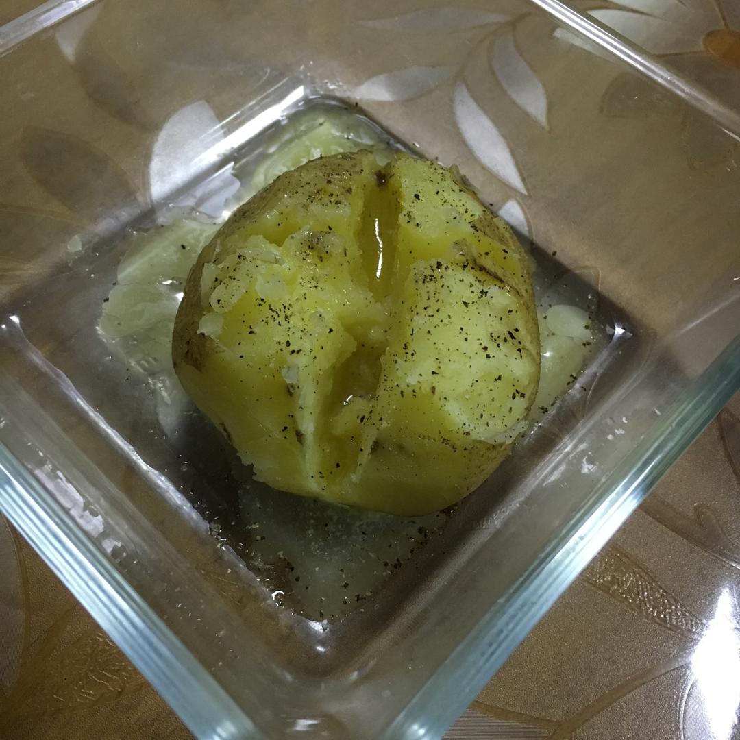 科达·布莱克的超快手烤土豆（微波炉/烤箱）