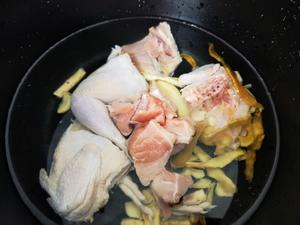 汤品系列---鹧鸪沙参玉竹汤（滋阴润燥，生津）的做法 步骤1