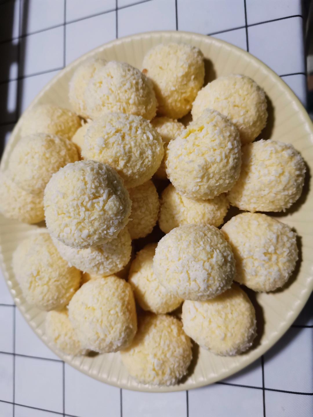 黄金椰蓉球