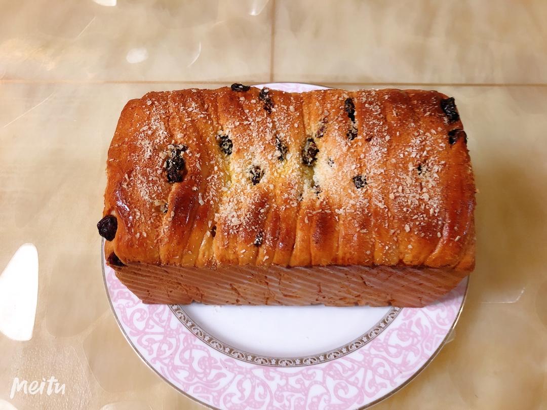 手撕蔓越莓炼乳吐司