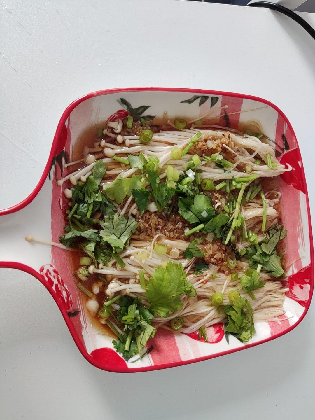 蒜蓉蒸金针菇