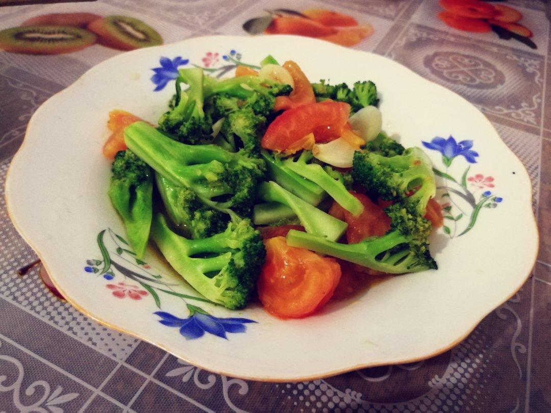 蕃茄炒西兰花