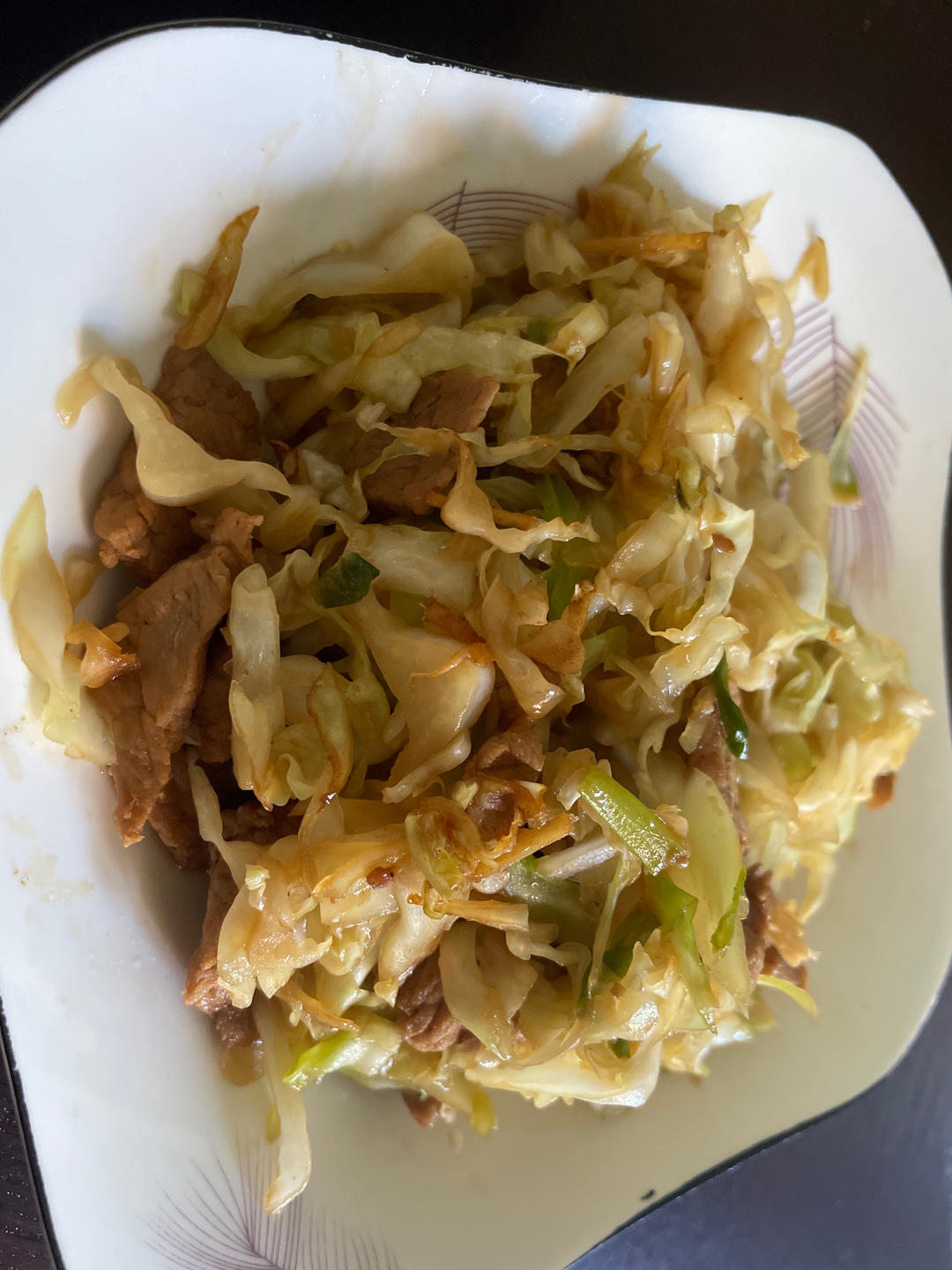 包菜炒肉片