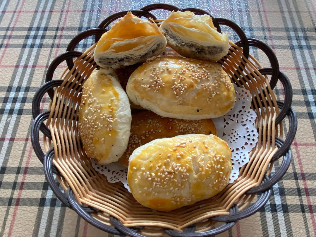 椒盐牛舌饼，咸香适口，酥脆掉渣，没有烤箱也能做