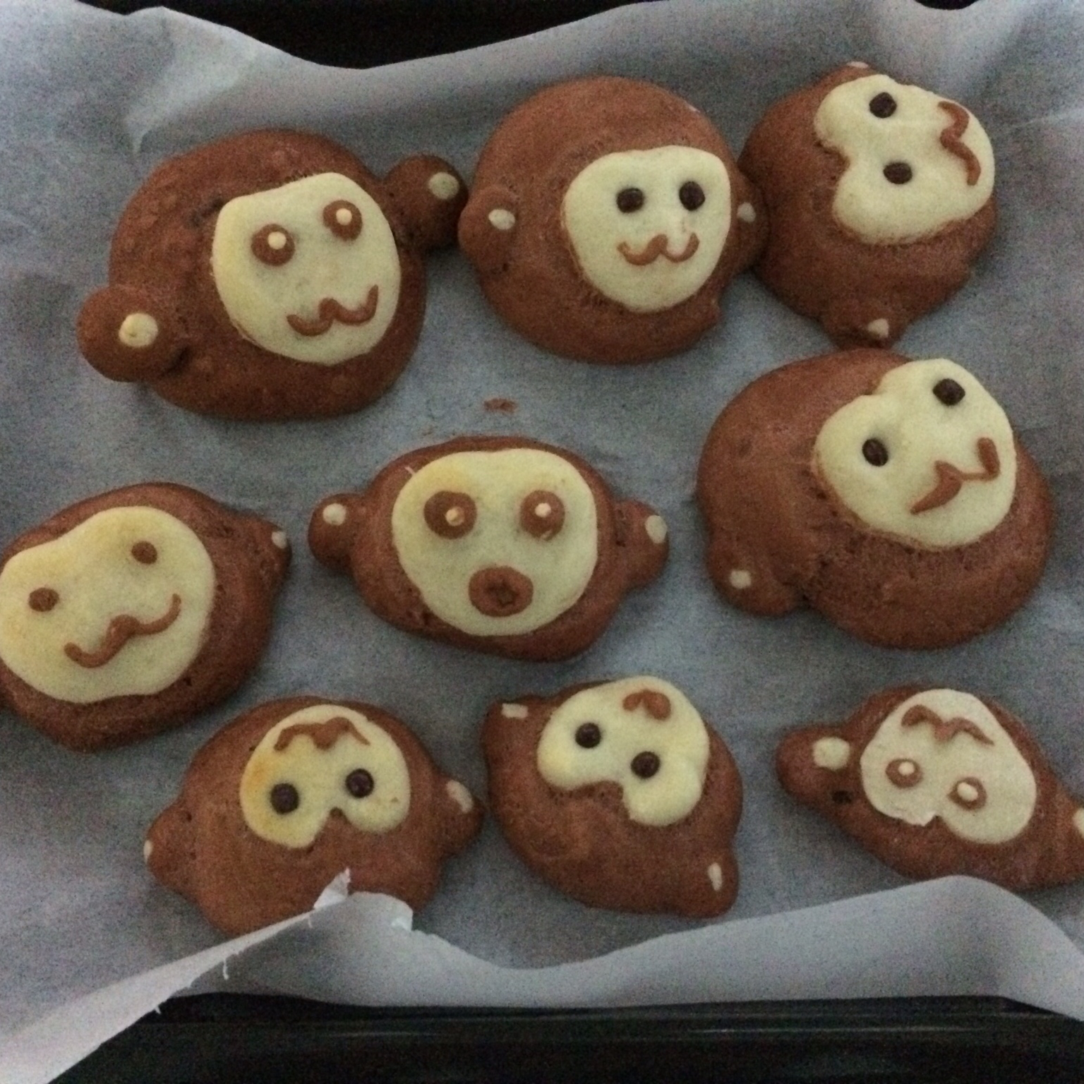 萌猴挤挤小馒头